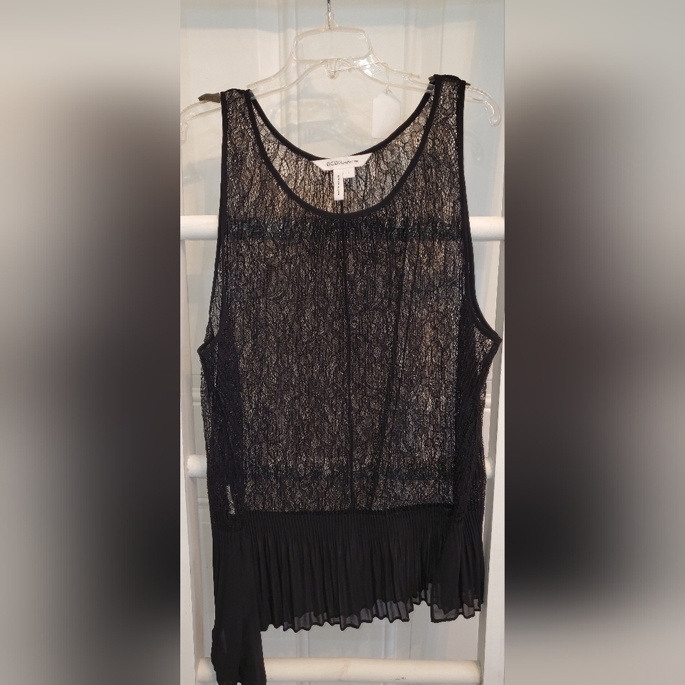 BCBGeneration Sheer Top - Picture 5 of 5